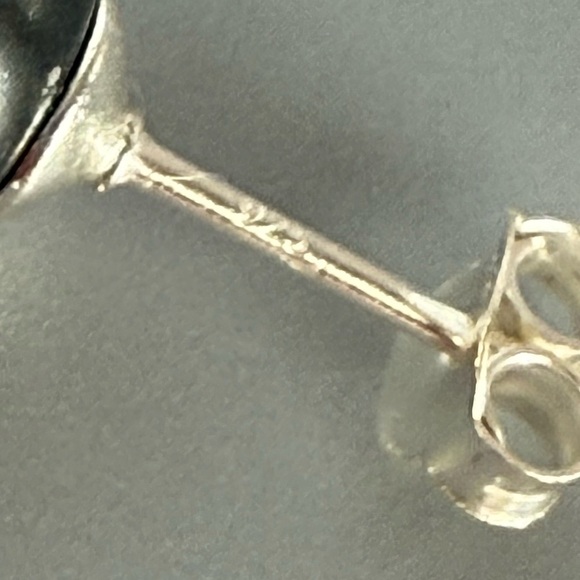 Sterling Silver Black Pearl Earring – Elegant, Hypoallergenic & Timeless 8mm - Picture 4 of 8